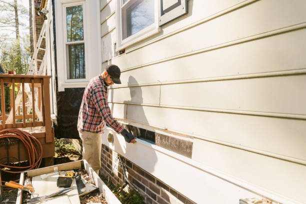 Top rated local Emergency Siding Repair specialists in Hopwood, PA